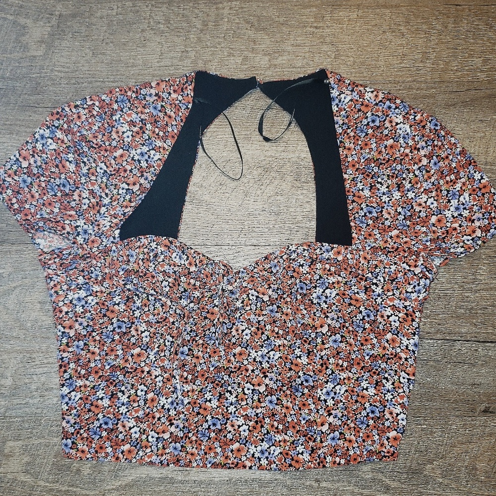 Forever 21 Floral Crop Top